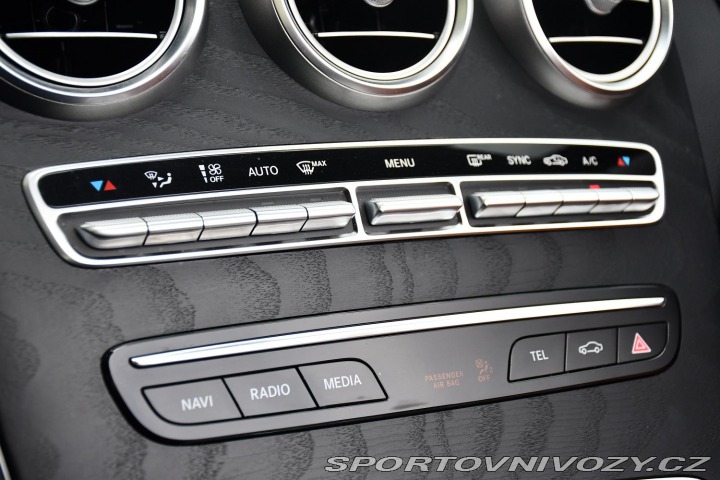 Mercedes-Benz C 220d AMG LED REZERVACE 2018