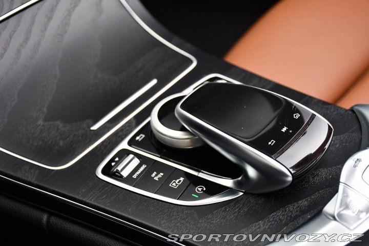 Mercedes-Benz C 220d AMG LED REZERVACE 2018