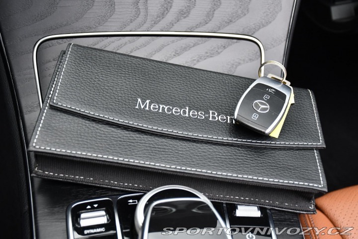 Mercedes-Benz C 220d AMG LED REZERVACE 2018