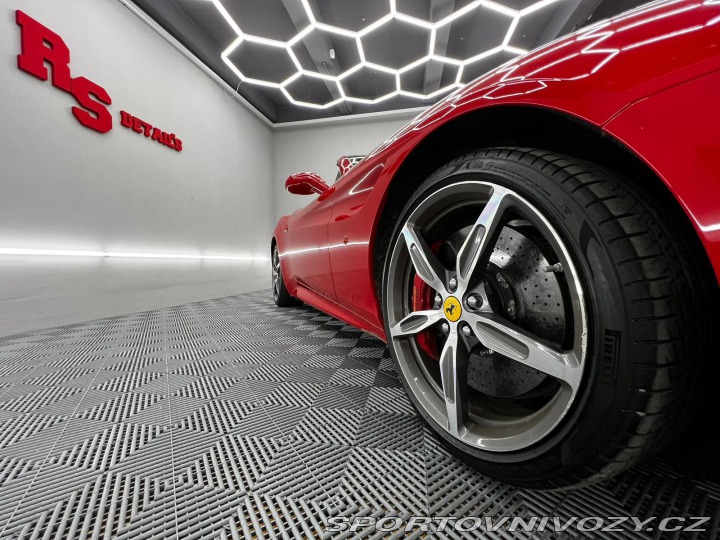 Ferrari California California T 2014