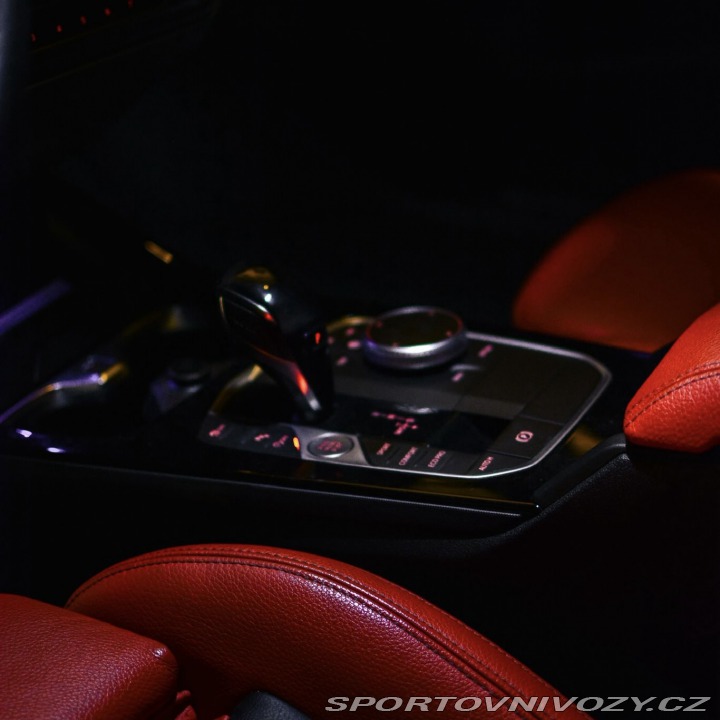 BMW 1 M135i F40, xDrive, dph 2020