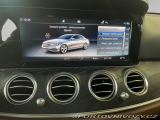 Mercedes-Benz E E 300 e sedan 2020