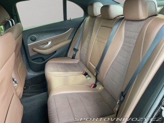 Mercedes-Benz E E 300 e sedan 2020