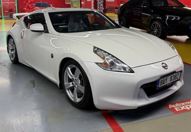 Nissan 370 Z 