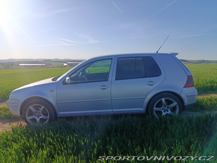 Volkswagen Golf 1.8T GTI 2000