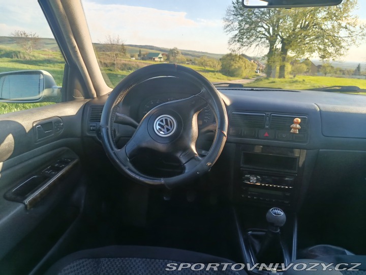 Volkswagen Golf 1.8T GTI 2000