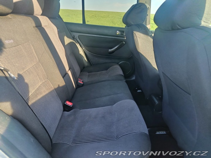 Volkswagen Golf 1.8T GTI 2000