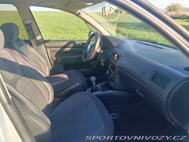 Volkswagen Golf 1.8T GTI 2000