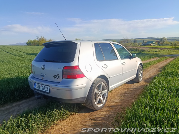 Volkswagen Golf 1.8T GTI 2000