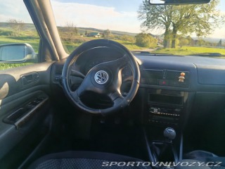 Volkswagen Golf 1.8T GTI 2000