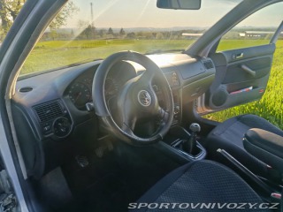 Volkswagen Golf 1.8T GTI 2000