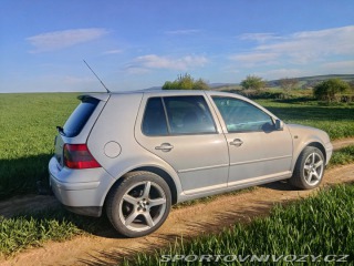 Volkswagen Golf 1.8T GTI 2000