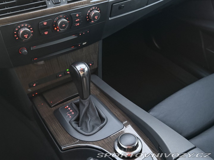 BMW 5 550i e61 combi 2007