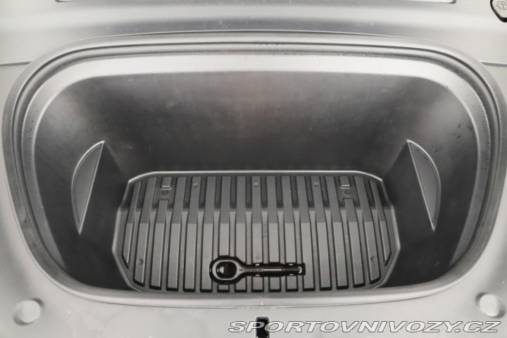 Tesla Model Y Long Range AWD 75kWh 2021