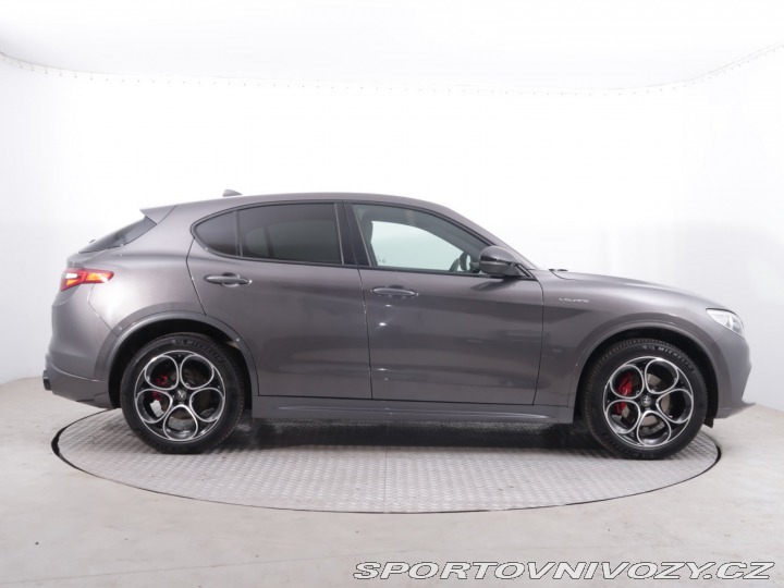 Alfa Romeo Stelvio Veloce 2.0 Turbo Q4 2023