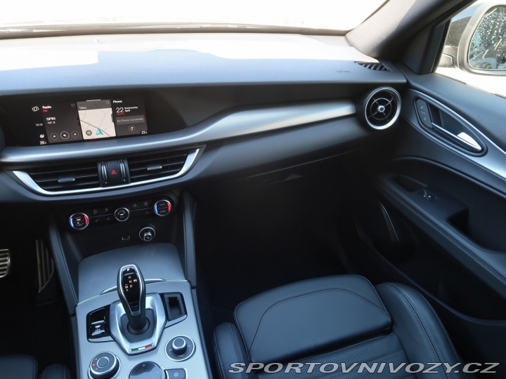 Alfa Romeo Stelvio Veloce 2.0 Turbo Q4 2023