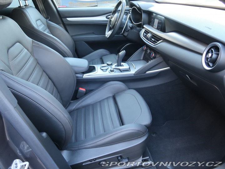 Alfa Romeo Stelvio Veloce 2.0 Turbo Q4 2023