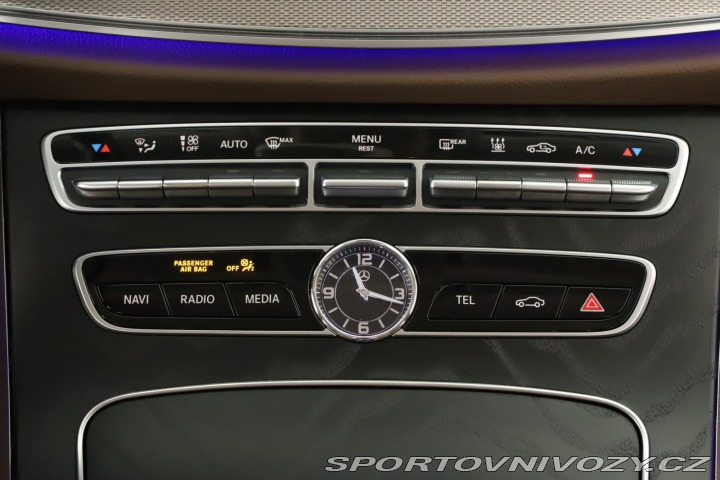 Mercedes-Benz E E 300 de 2020