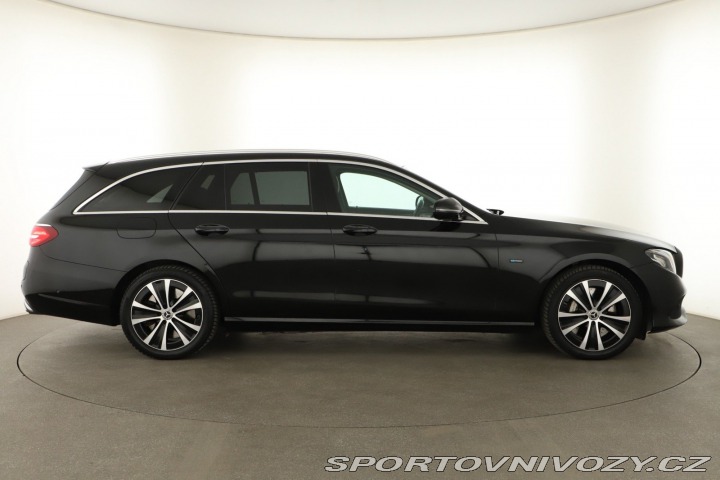 Mercedes-Benz E E 300 de 2020