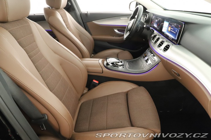 Mercedes-Benz E E 300 de 2020