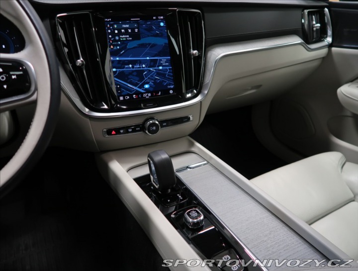 Volvo S60 2,0 B5 AWD ULTIMATE 1. MA 2023