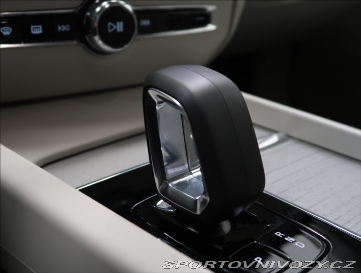 Volvo S60 2,0 B5 AWD ULTIMATE 1. MA 2023