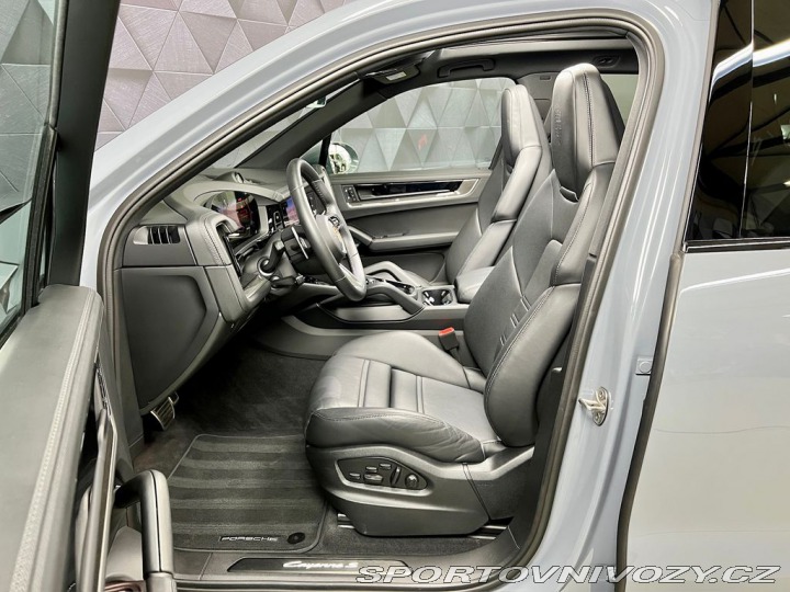 Porsche Cayenne S V8 AWD SPORT DESIGN, VZ 2025