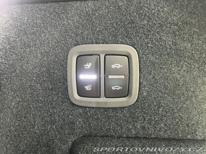 Porsche Cayenne S V8 AWD SPORT DESIGN, VZ 2025