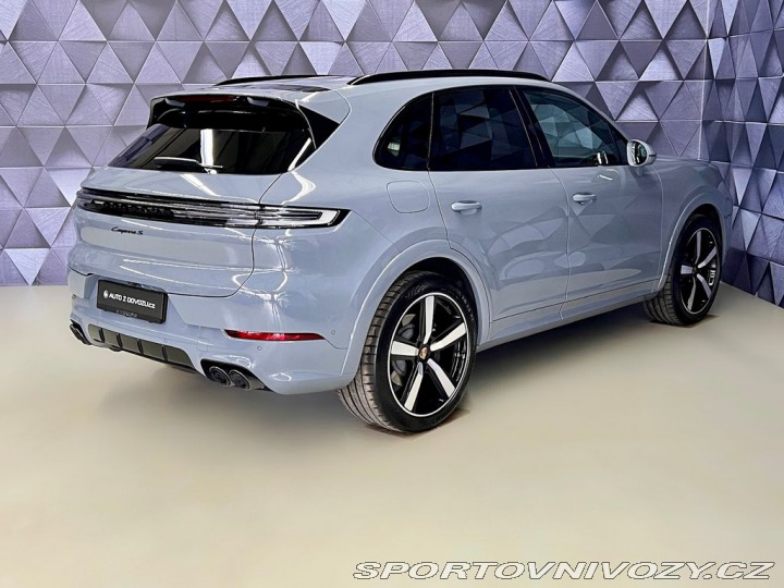 Porsche Cayenne S V8 AWD SPORT DESIGN, VZ 2025