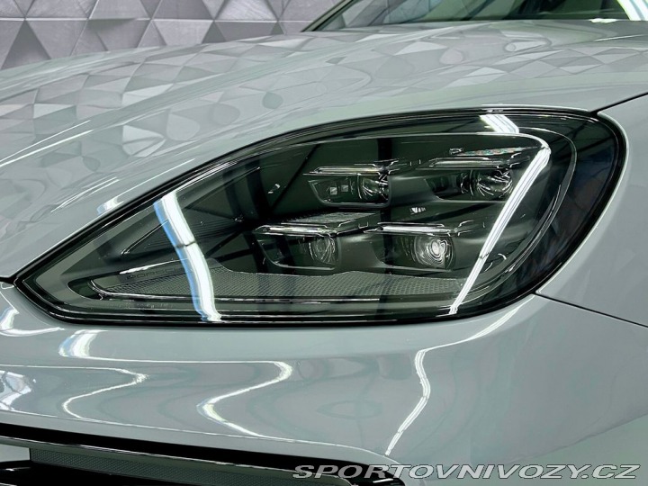 Porsche Cayenne S V8 AWD SPORT DESIGN, VZ 2025