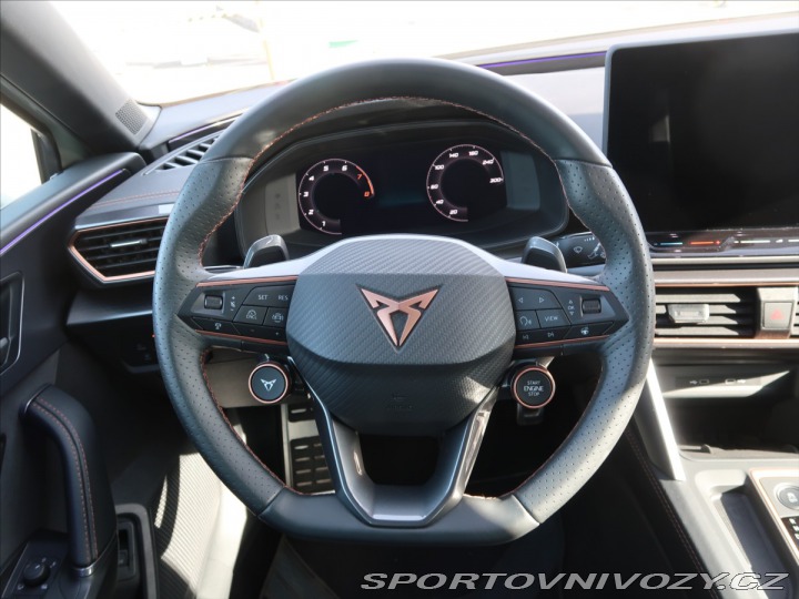 Cupra Leon 1,5 ST SP e-HYBRID 204k D 2025