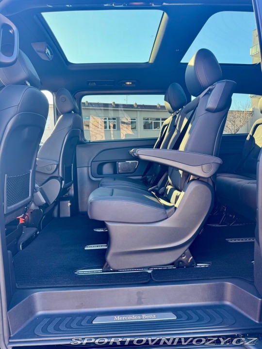 Mercedes-Benz Ostatní modely Třídy V 3,0   V300d LONG, ZÁRUKA 2023
