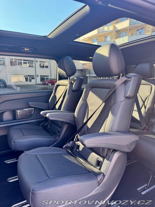 Mercedes-Benz Ostatní modely Třídy V 3,0   V300d LONG, ZÁRUKA 2023