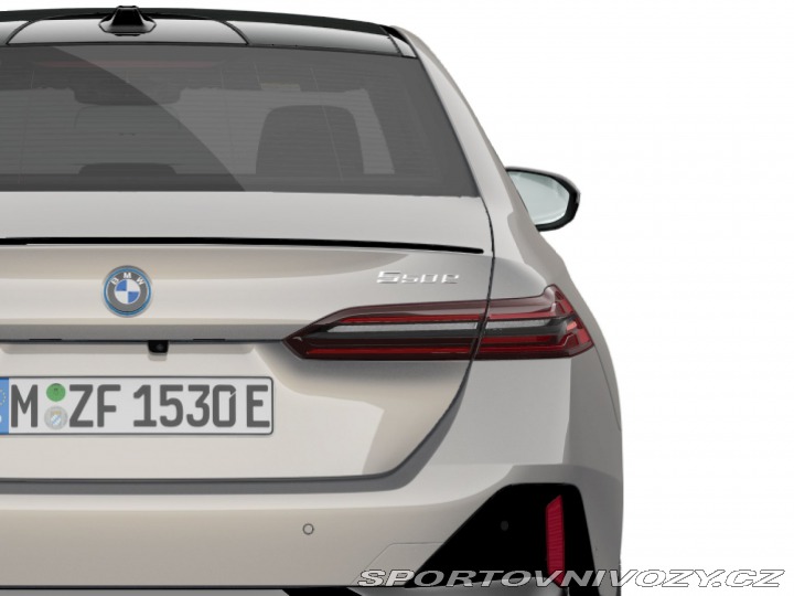 BMW 5 550e xDrive 1800