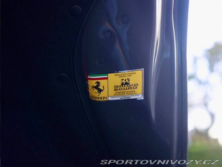 Ferrari F12berlinetta 6.3 V12  | Atelier auto 2013