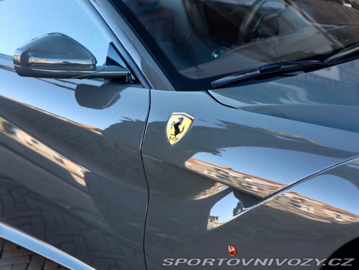 Ferrari F12berlinetta 6.3 V12  | Atelier auto 2013