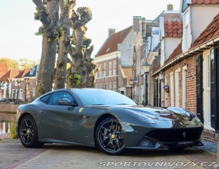 Ferrari F12berlinetta 6.3 V12  | Atelier auto 2013