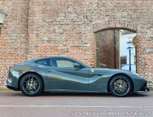 Ferrari F12berlinetta 6.3 V12  | Atelier auto 2013
