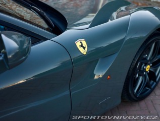 Ferrari F12berlinetta 6.3 V12  | Atelier auto 2013