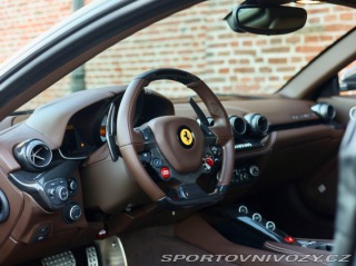 Ferrari F12berlinetta 6.3 V12  | Atelier auto 2013