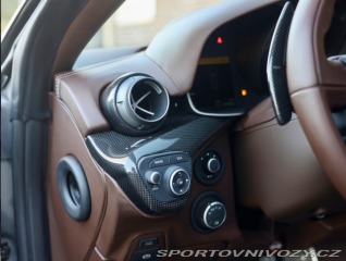 Ferrari F12berlinetta 6.3 V12  | Atelier auto 2013