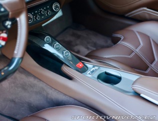 Ferrari F12berlinetta 6.3 V12  | Atelier auto 2013