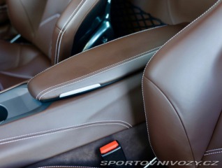 Ferrari F12berlinetta 6.3 V12  | Atelier auto 2013