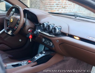 Ferrari F12berlinetta 6.3 V12  | Atelier auto 2013