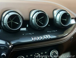 Ferrari F12berlinetta 6.3 V12  | Atelier auto 2013