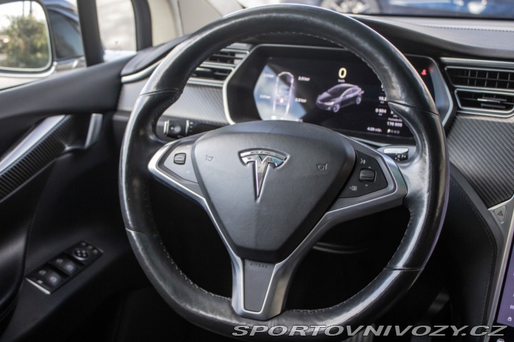 Tesla Model X 386 kW, elektromotor, au 2017