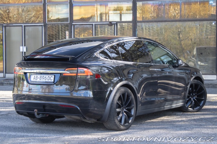Tesla Model X 386 kW, elektromotor, au 2017