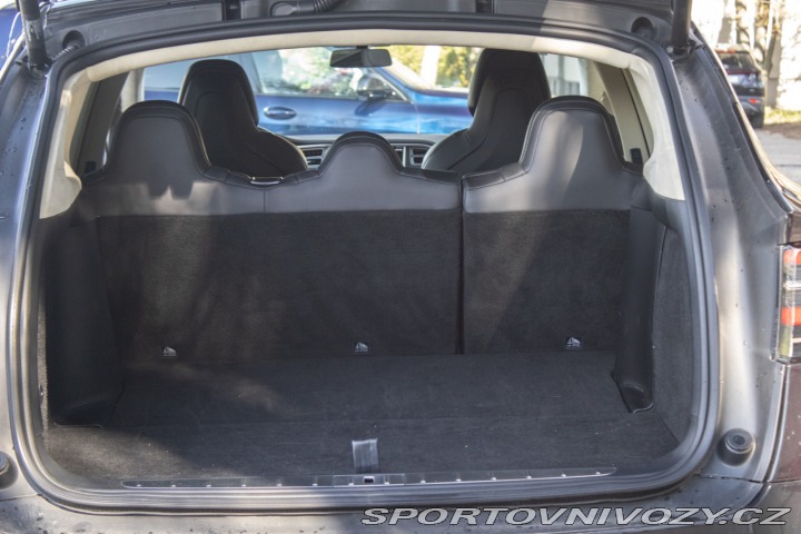 Tesla Model X 386 kW, elektromotor, au 2017