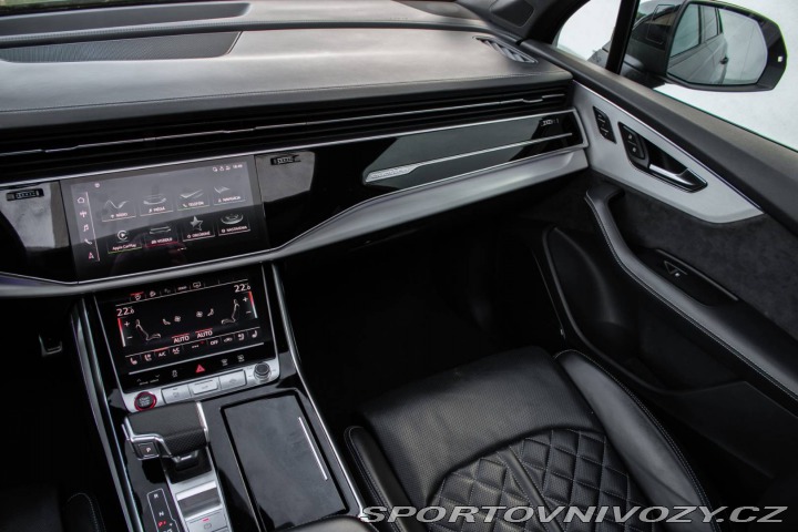 Audi SQ7 4.0 TFSI V8 / 7-MIESTNE 2022
