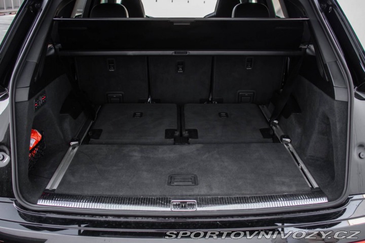 Audi SQ7 4.0 TFSI V8 / 7-MIESTNE 2022